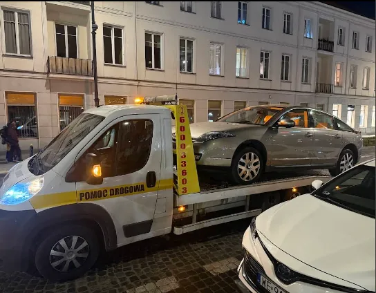 Nocna pomoc drogowa Hol-Kam w Warszawie