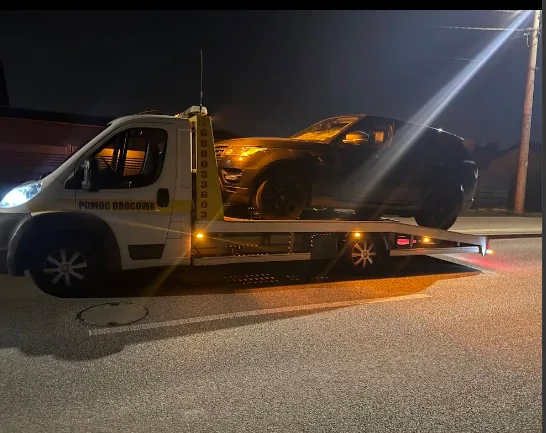 Transport auta lawetą z autostrady A2 do Warszawy